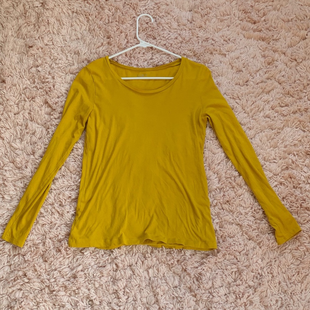 mustard yellow thin shirt